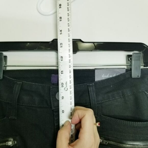 NYDJ NWT Black Skinny Leggings Ski‎ Zipper Pockets Petite Jeggings Size 8P - Picture 7 of 10